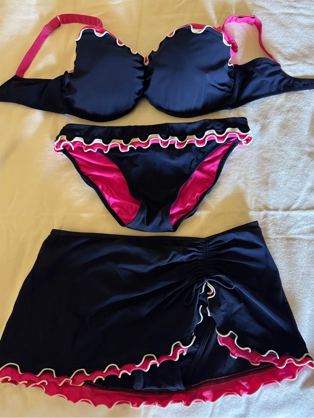 Profile By Gottex Navy Bikini Top with Hot Pink Accents